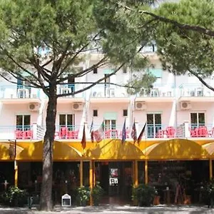 hotel-canova-lido-di-jesolo.hotelinveneto.com/